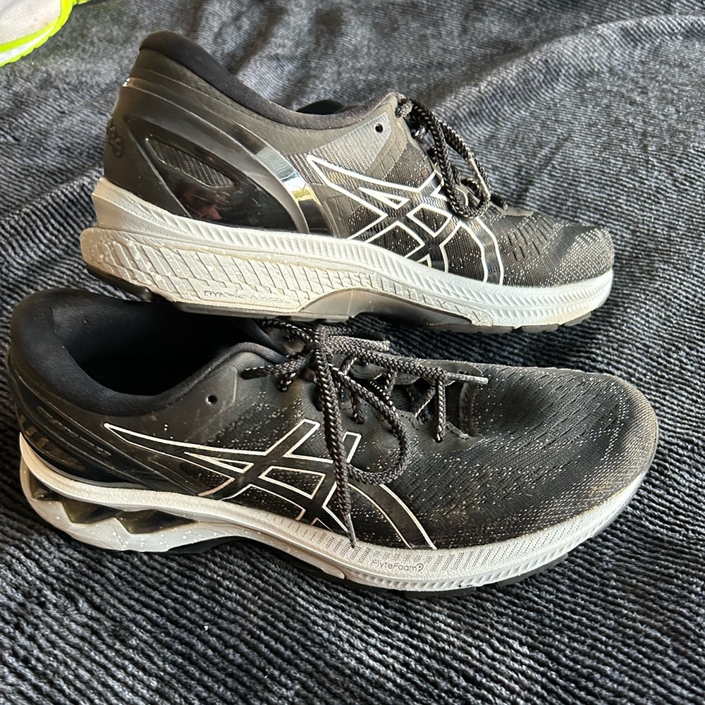 ASICS Gel Kayano 26